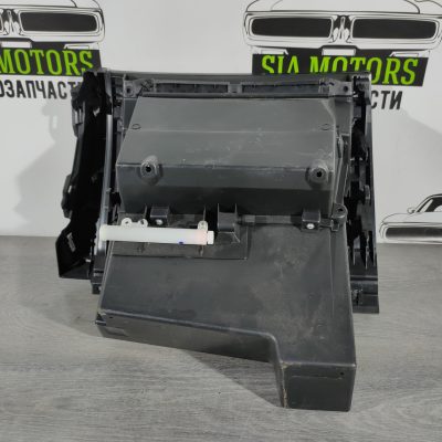 Рукавична скринька, бардачок Nissan Altima 13-18 черн 68102-3TA0B