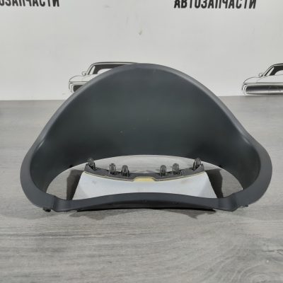 Накладка рамка панелі приладів спідометра Nissan Altima L33 (2016-2018) 68240-3TA1A